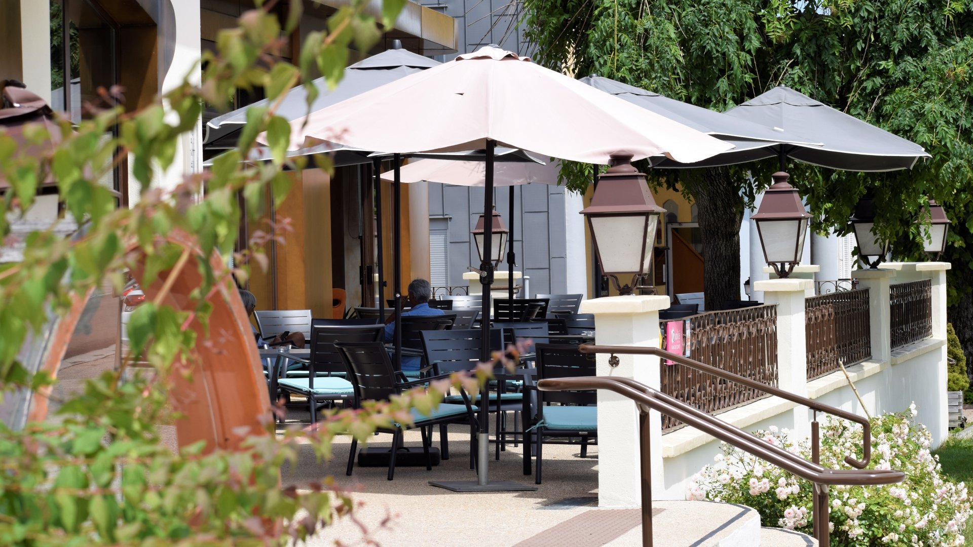 Terrasse bar hôtel Le Lac malbuisson